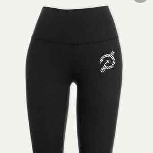 Lululemon peloton zebra Capri